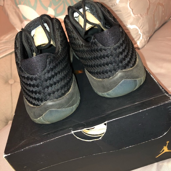 Air Jordan Future Low Sz Grade School 6 - Picture 4 of 6